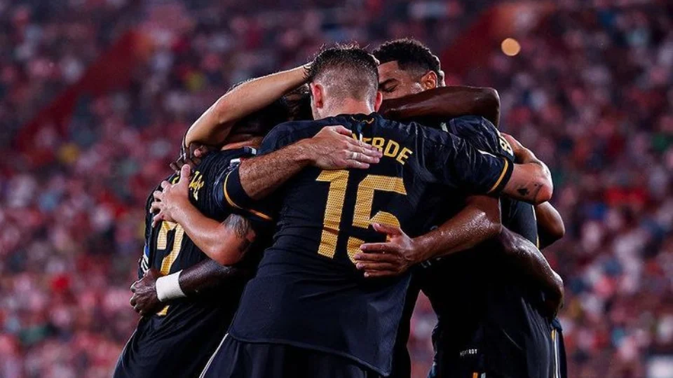 Campeonato Espanhol: Real Madrid bate Almeria de virada por 3 a 1