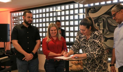 VÍDEO: reforma do Teatro Fernanda Montenegro tem ordem assinada em Palmas