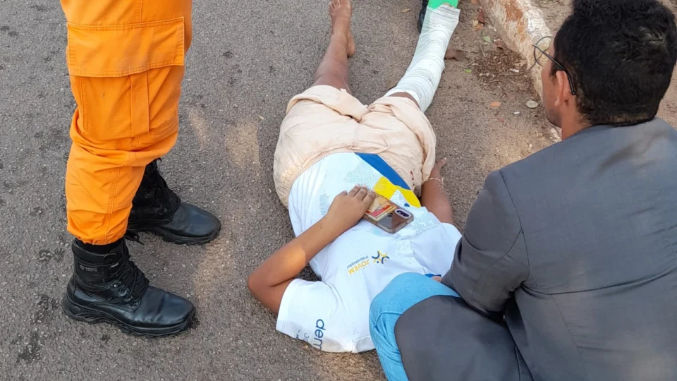 VÍDEO: adolescente é atropelada por ônibus em Palmas