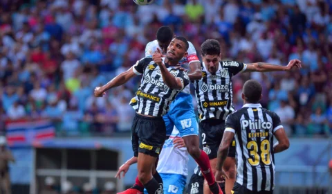 De virada, Santos vence Bahia por 2 a 1