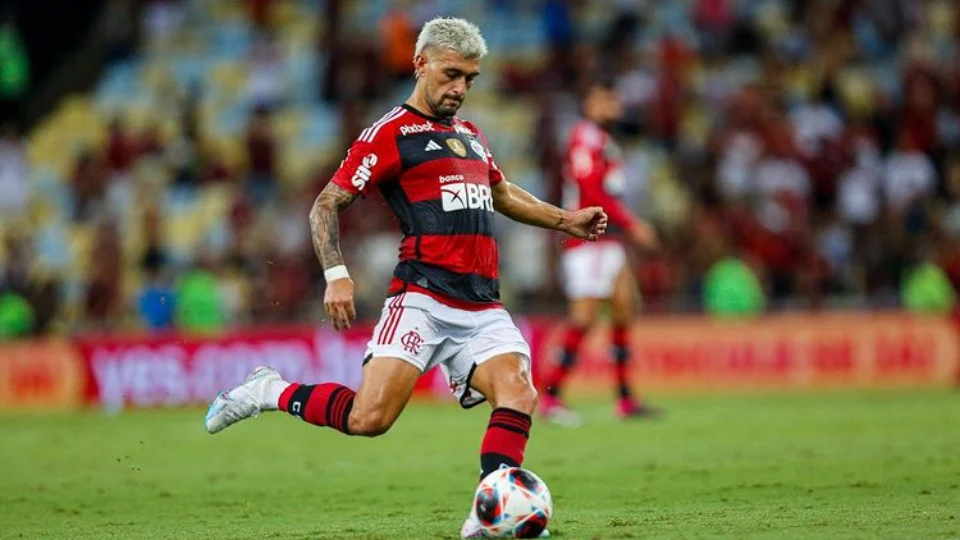 Arrascaeta deve ser reforço do Flamengo na final da Copa do Brasil no Morumbi
