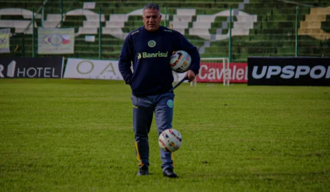 Amazonas FC anuncia Luizinho Vieira como novo técnico