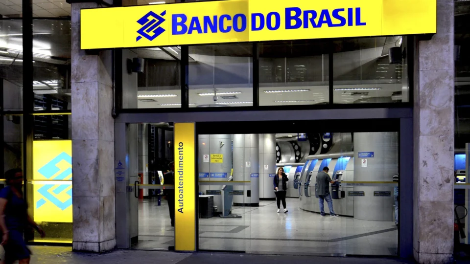 Taxa Selic: Banco do Brasil reduzirá juros de linhas de crédito PF e PJ