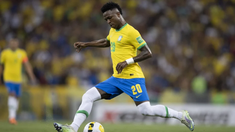 Eliminatórias: Gerson e Vinícius Jr são as surpresas da lista de Diniz