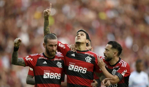 Flamengo vence o Bahia por 1 a 0 no Maracanã
