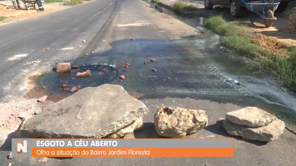 VÍDEO: moradores sofrem com esgoto estourado em Boa Vista
