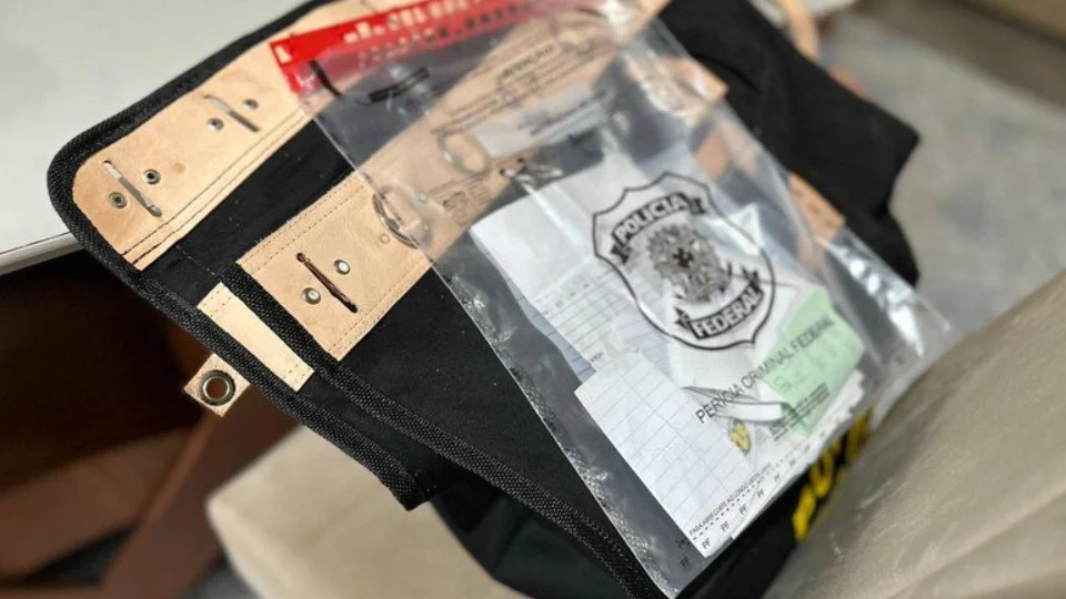 Operação da PF prende homem que burlava concessão de benefícios do INSS, em Manaus