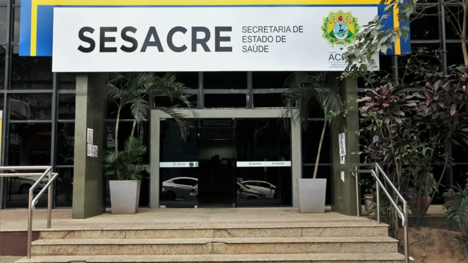 Acre declara emergência devido à superlotação de unidades de saúde