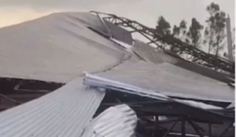 Vídeo: galpão é destruído após chuva e ventania em Figueirópolis-TO