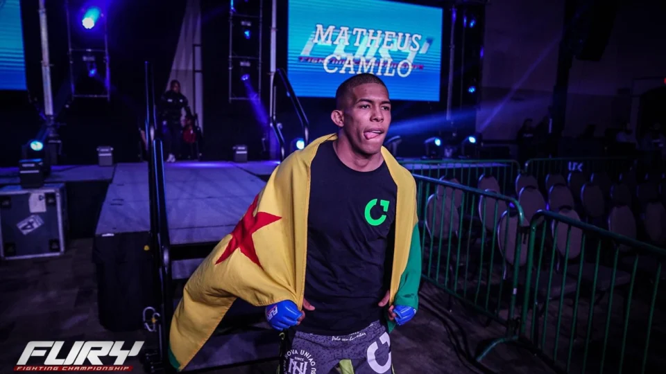 Da baixada da Sobral para o mundo: conheça Matheus Camilo, jovem lutador de MMA