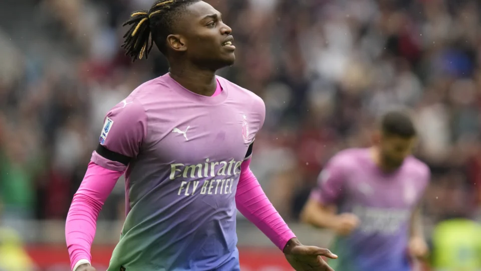 Campeonato Italiano: Milan reage e vence Hellas Verona por 1 a 0