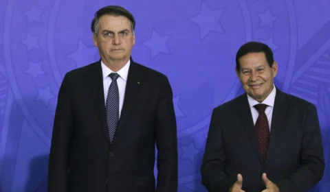 Mourão diz não acreditar que Bolsonaro tenha participado de plano golpista