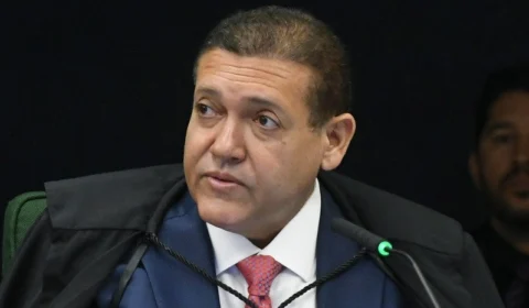 Nunes Marques é criticado por CPMI após liberar ex-diretora de inteligência