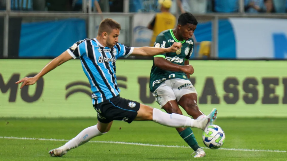 Brasileirão: Palmeiras toma gol no início e perde para o Grêmio por 1 a 0
