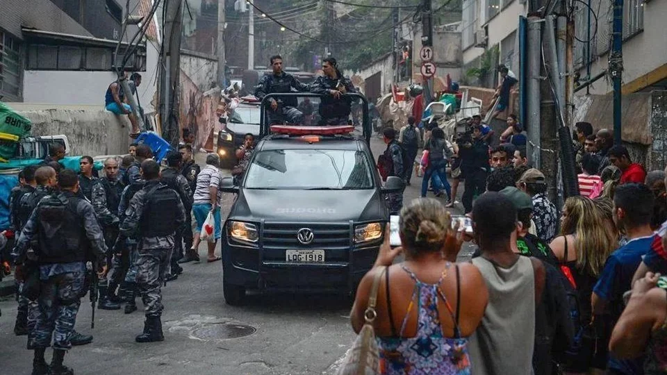 Pesquisa estima R$ 14 milhões em prejuízos causados por ações policiais em favelas do RJ