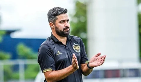 Amazonas FC anuncia demissão do técnico Rafael Lacerda