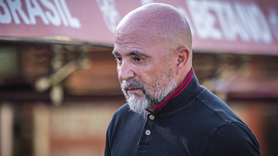Flamengo em crise: Sampaoli causa desconforto no Ninho do Urubu