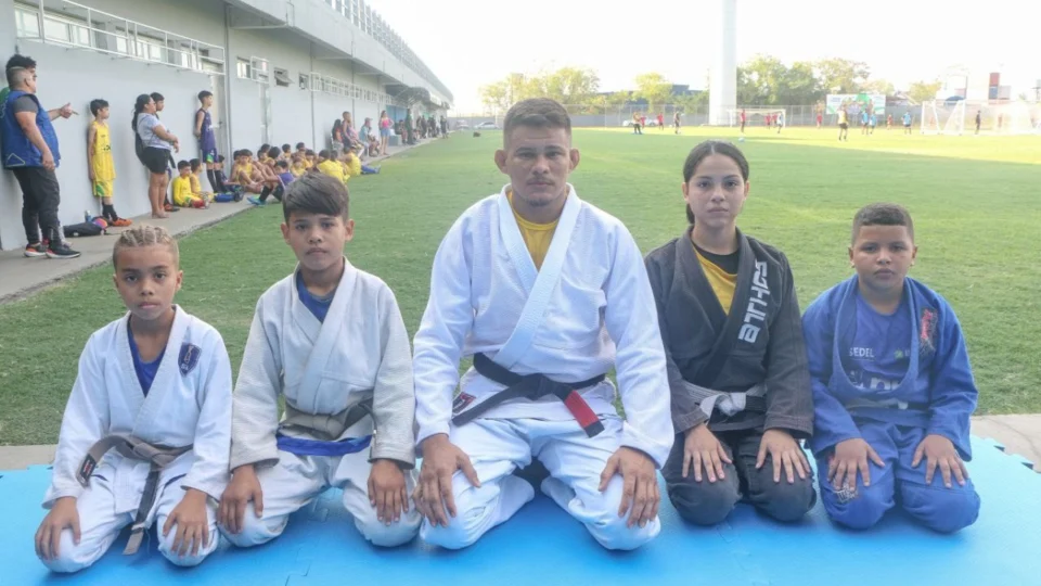Professor de jiu-jitsu é referência para atletas de base do Amazonas