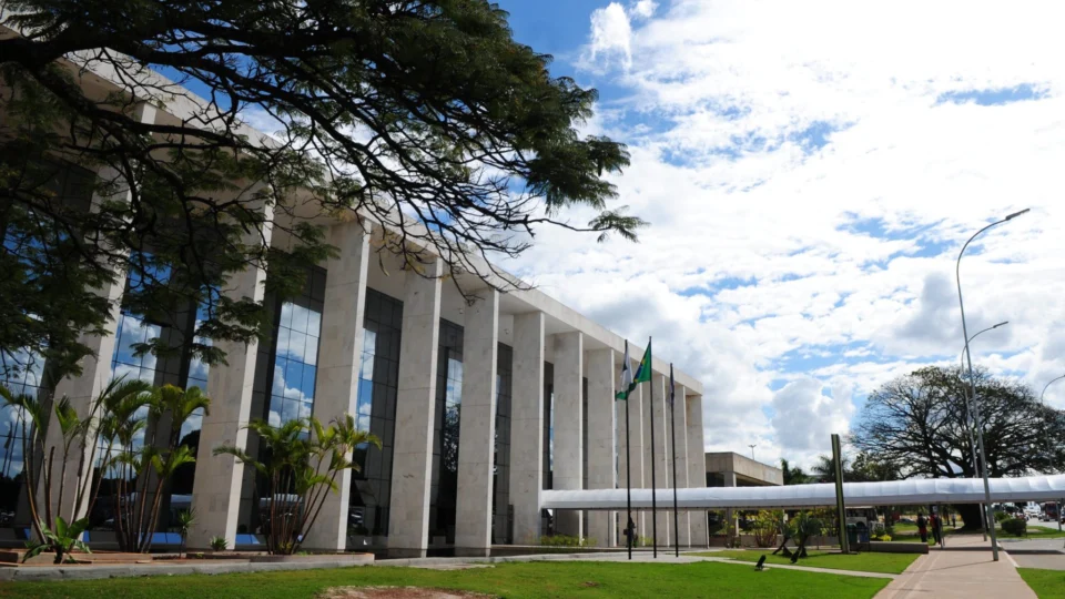 Entra em vigor lei que cria funções no Tribunal de Justiça do Distrito Federal