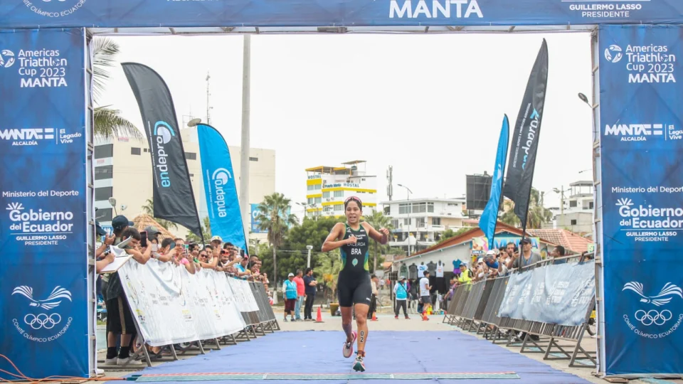 Triatleta tocantinense conquista prata na Copa América de Triatlo 2023