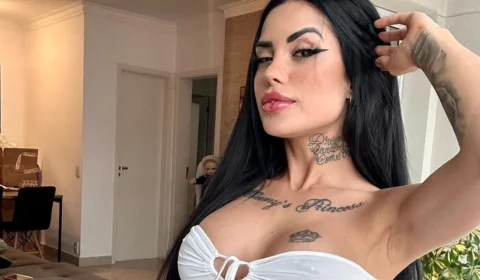 Tati Zaqui fala em migrar para o gospel após denúncia de namoro abusivo