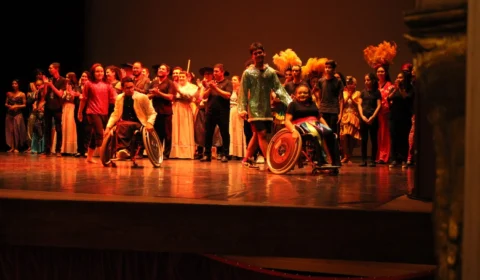 Teatro Amazonas oferece espetáculo inclusivo com PCDs