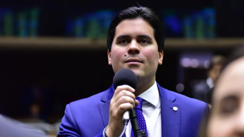 Quem é André Fufuca, novo ministro no comando do Esporte