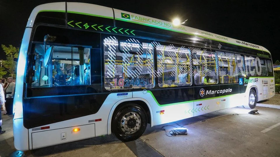 Frota de ônibus para ‘Domingo Aéreo 2023’ é reforçada em Manaus