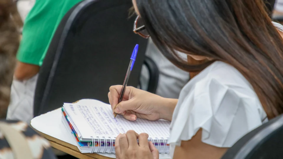 Projeto ‘Escola em Paz’ é lançado em Manaus e foca no preparo do professor