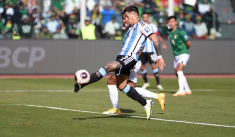 Eliminatórias da Copa: sem Messi, Argentina vence Bolívia de 3 a 0