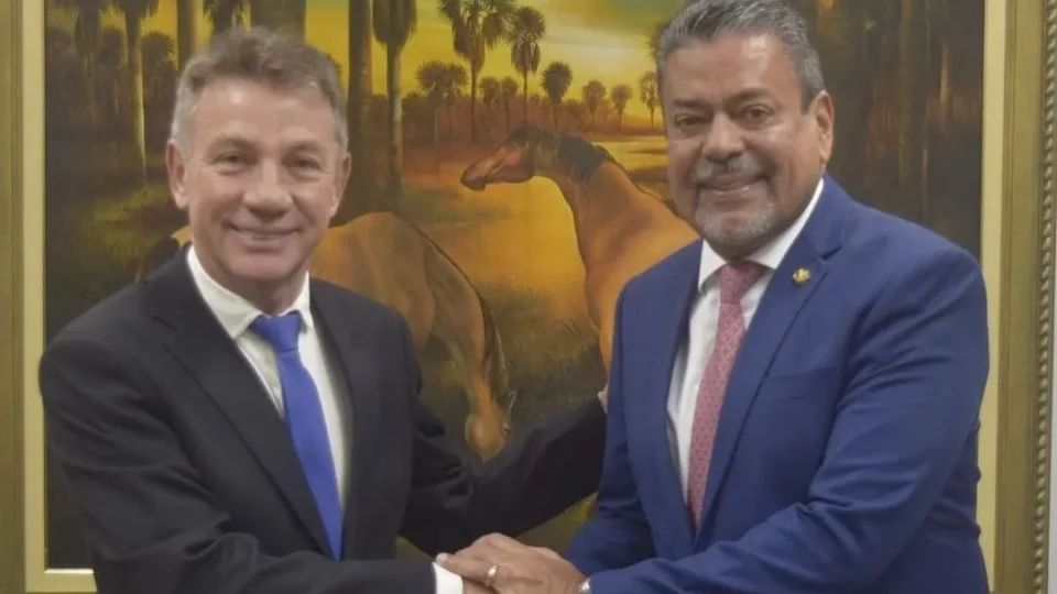 Empresa de Senador de RR ganha contrato milionário com a Sesau