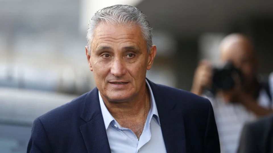 Flamengo anuncia Tite como novo técnico; contrato segue até fim de 2024