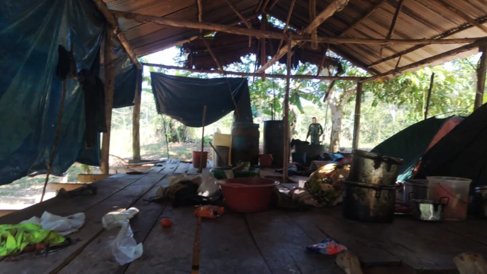 Operação na tríplice fronteira apreende 680 kg de droga e destrói laboratórios