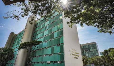 Lula sanciona crédito suplementar para 5 ministérios nesta segunda-feira (23)