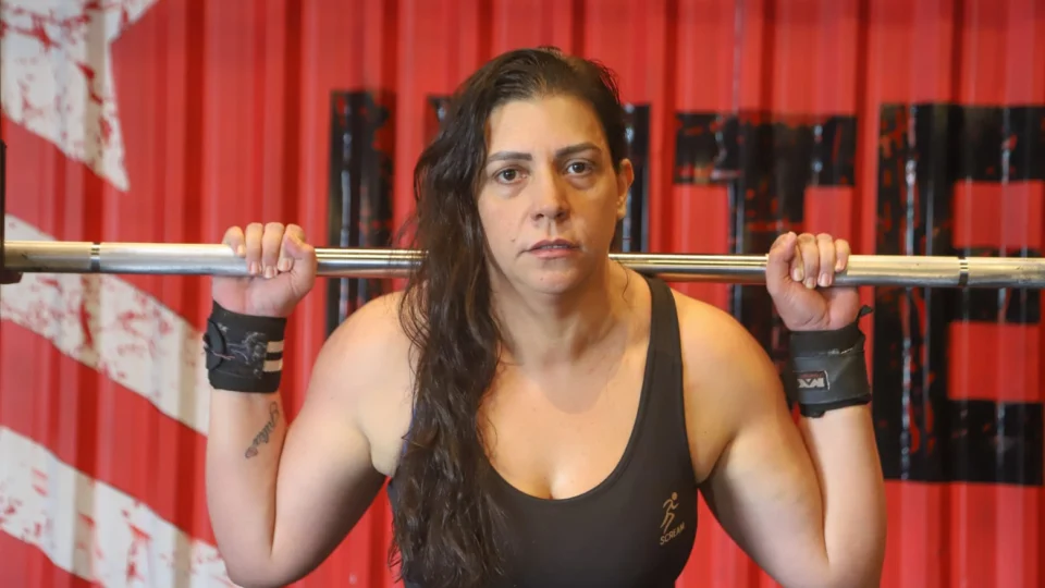 Atleta de powerlifting coloca o Amazonas em destaque nacional no esporte