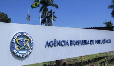 PF apura se Abin monitorou ministros do STF e políticos da oposição