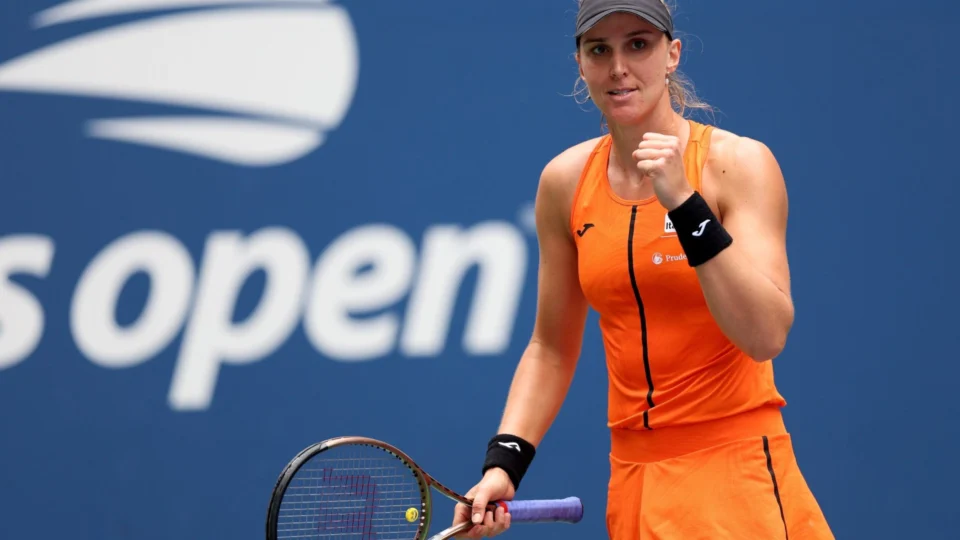 Ainda sem estar 100%, Bia Haddad cai em estreia no WTA 1000 de Pequim