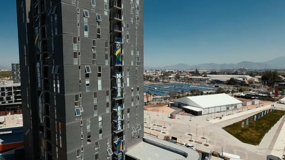 Delegação brasileira começa a chegar na Vila Pan-Americana em Santiago