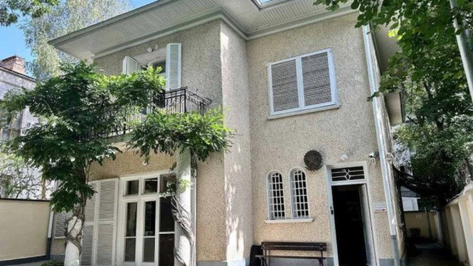 Carro de embaixada do Brasil é detido com cocaína na Turquia