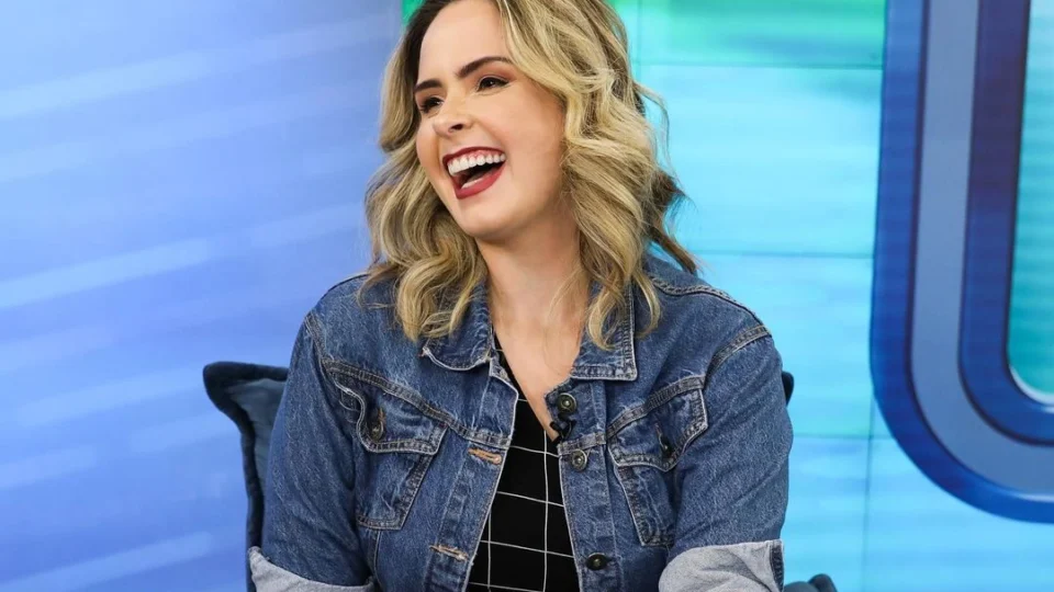 Ex-BBB Ana Paula Renault descobre que namorado é casado