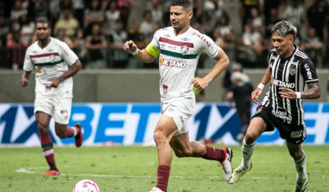 Com dois gols de Paulinho, Atlético-MG vence reservas do Flu e entra no G-6