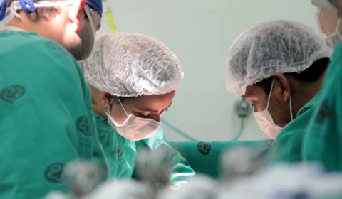 Médicos podem entrar em greve devido a cortes e irregularidades no Acre