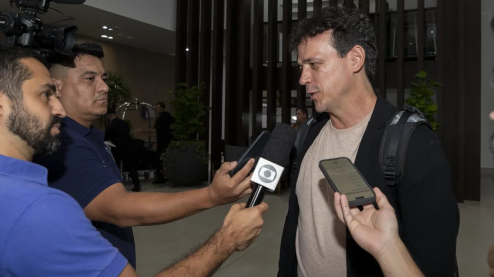 Comissão técnica da Seleção chega em Cuiabá para Eliminatórias