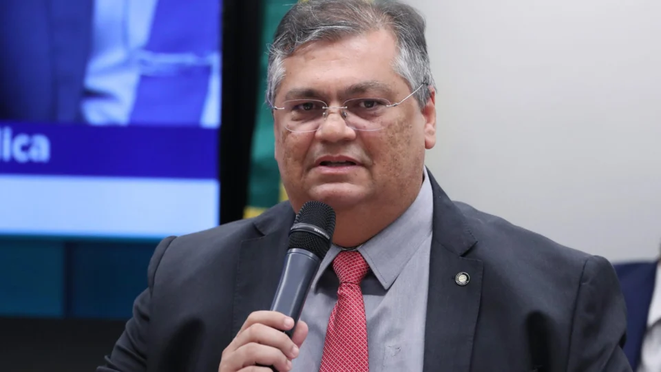 Ministro Flávio Dino diz “nunca” recebeu líder de facção Ministério
