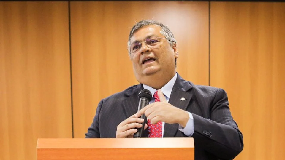 Flávio Dino diz que relatório da CPMI ‘corrobora’ com investigações do 08/01