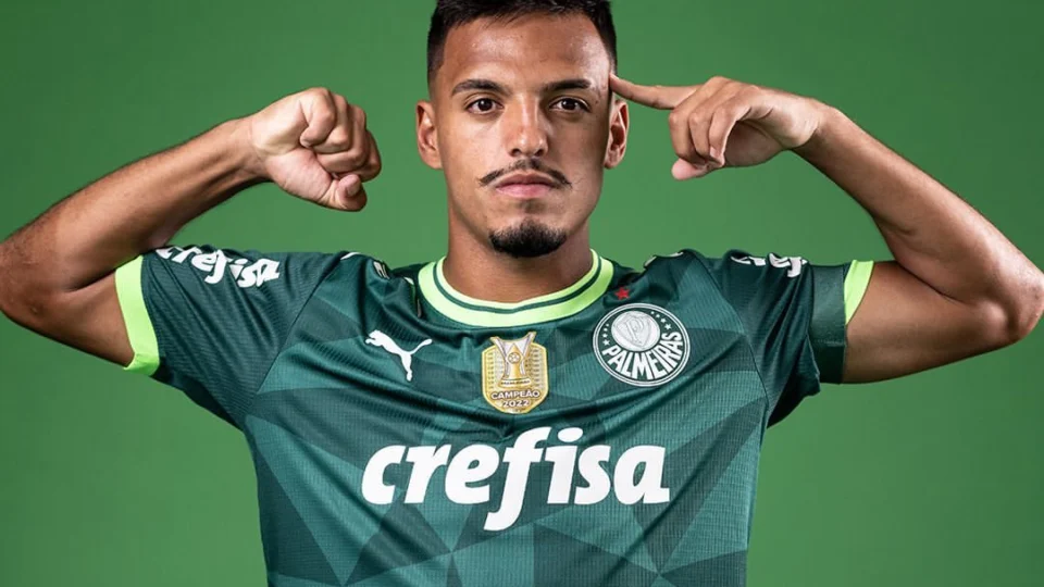 Gabriel Menino sofre fratura e não deve mais jogar pelo Palmeiras em 2023