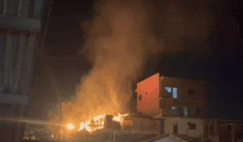 Mulher é presa por atear fogo na casa do ex-marido no interior do Acre