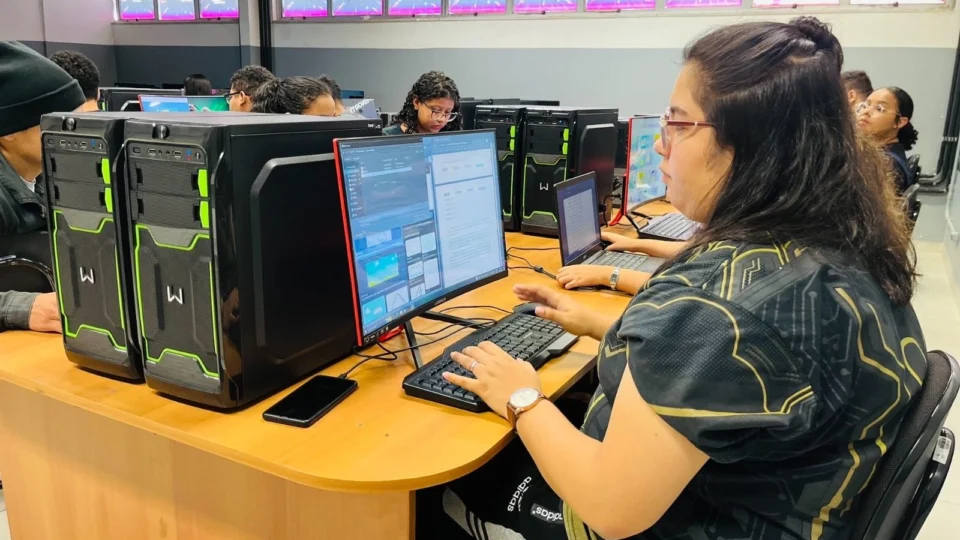 Inscrições para curso de programação básica estão abertas em Manaus