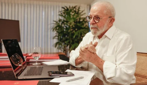 Mauro Viera se reúne com Lula para debater repatriação de brasileiros