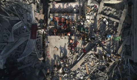 No 6º dia de confrontos entre Israel e Hamas, mortos já superam 2.400 pessoas